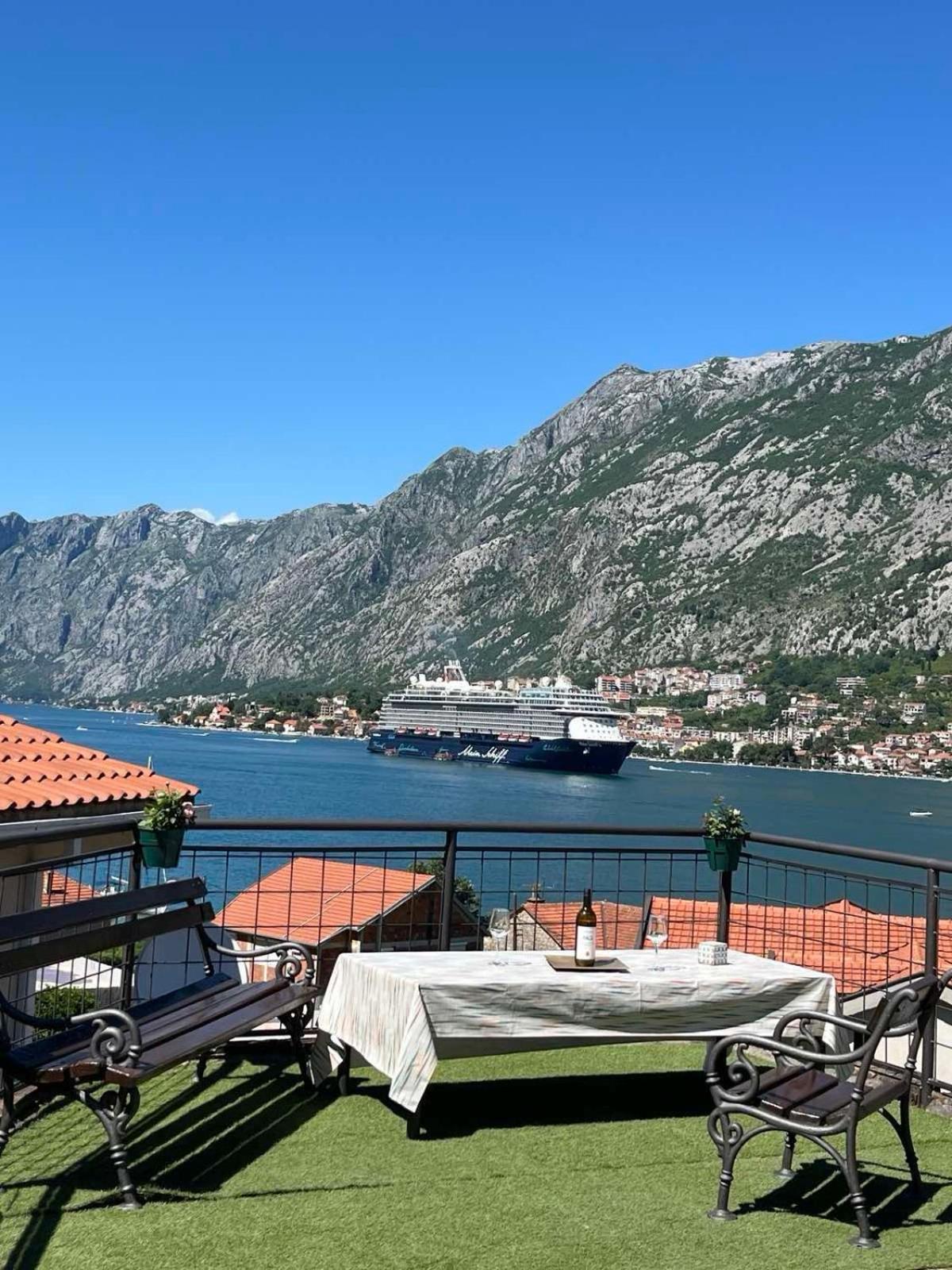Asija Lejlighed Kotor Eksteriør billede